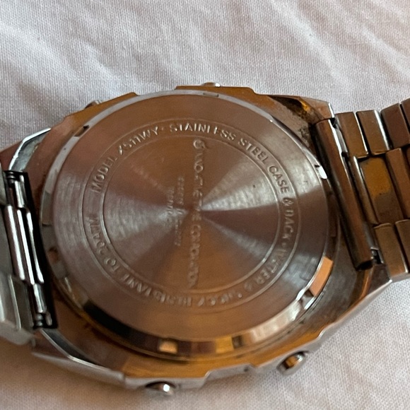 Vintage Innovative Time digital watch. - Picture 4 of 11